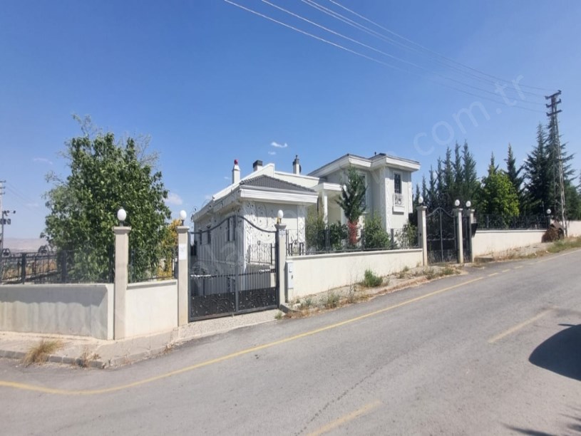 BALLIKPINARDA LÜX VİLLA