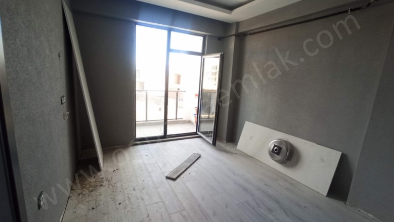 Namık Kemal Mah. Süleymanpaşa Satılık Daire |  1+1 Oda | 50M2 3.950.000Tl  Krediye Uygun  | 1. Kat | Doğalgaz(Kombi) Resim-2