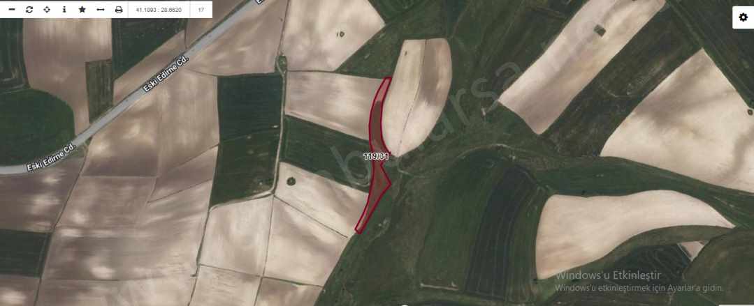 Arnavutköy Çilingirde Satılık Tarla Arsa 170 M2 Hisseli imarlı Çilingir Mah
