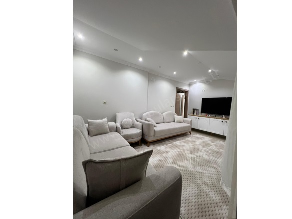 Anadolu Mah. Arnavutköy Satılık Daire |  5+1 Oda | 210M2 6.700.000Tl | Çatı Dubleksi | Doğalgaz(Kombi) Resim-1