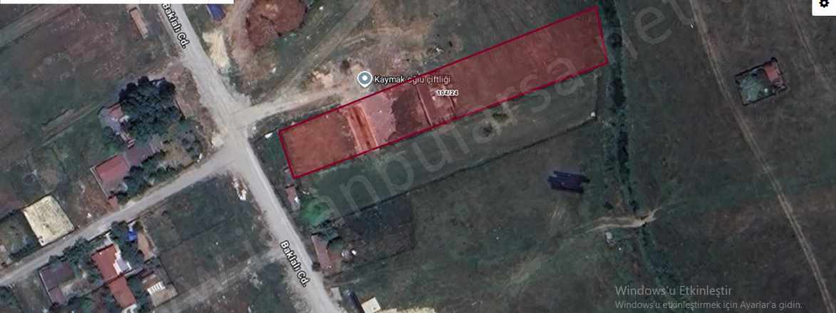 Arnavutköy Çilingirde Satılık Tarla Arsa 185 M2 Merkezde Hisseli Yolu Var Boyalık Mah