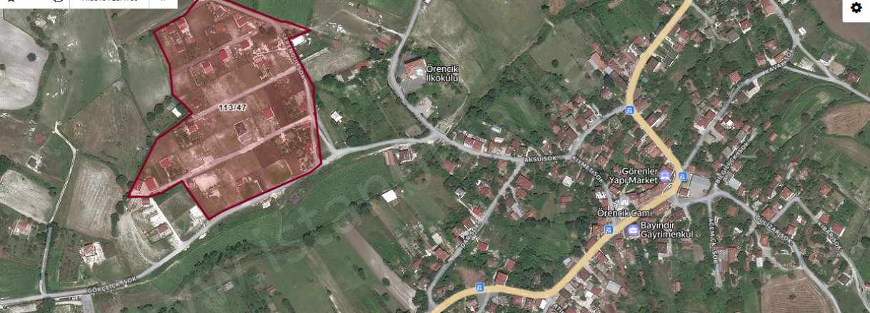 Çatalca Örencikte Satılık Tarla Arsa 944 M2 Çaplı Yolu Var Evlerin Yakını Örencik Mah