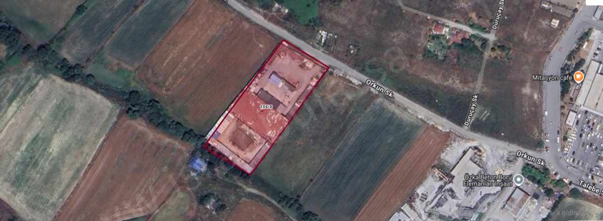 Arnavutköy Dursunköyde Satılık Tarla Arsa 780 M2 Yola Cephe Evlerin Yakını Dursunköy Mah