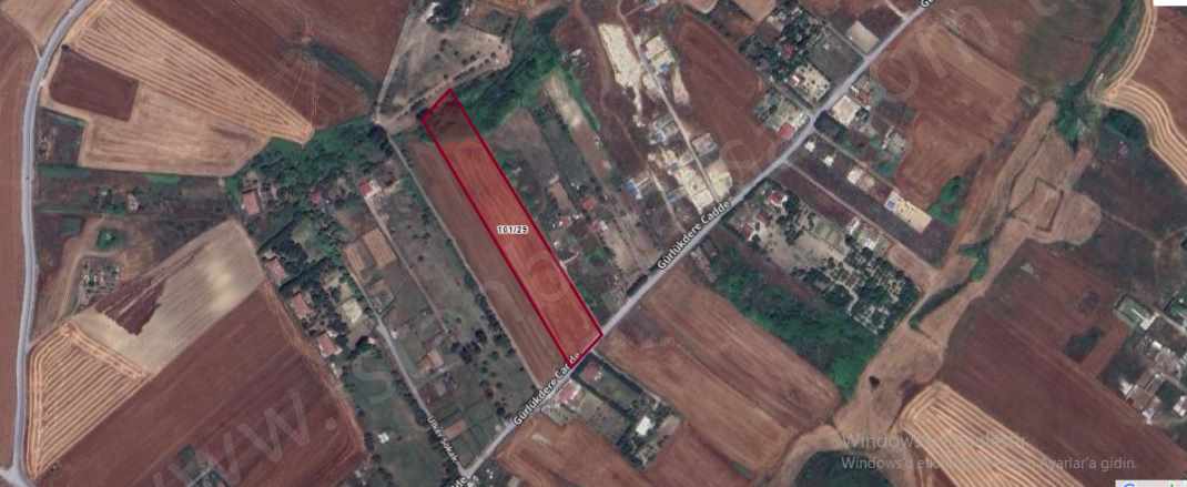 Arnavutköy Çilingirde Satılık Tarla 9 800 M2 Cadde Cephe Tek Tapu Yolu Var Çilingir Mah