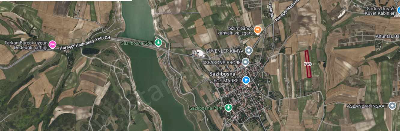 Arnavutköy Sazlıbosna Satılık Tarla Arsa 266 M2 Yolu Var Hisseli Evlerin Yakını Mah