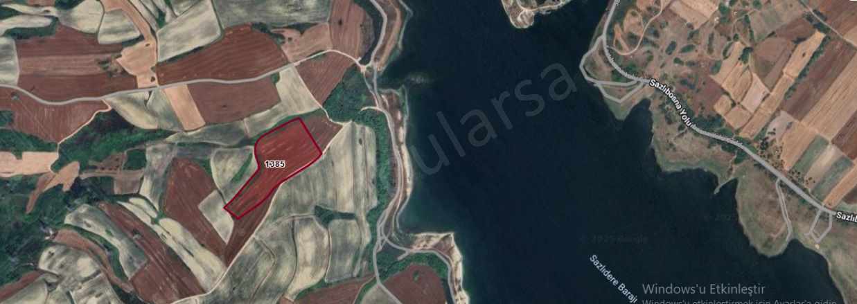 Arnavutköy Sazlıbosna Satılık Tarla Arsa 2 150 M2 Hisseli Yolu Var Göl Manzaralı Mah