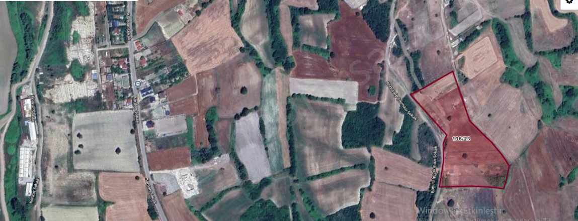 Çatalca Örencikte Satılık Tarla Arsa 1 670 M2 Yolu Var Evlerin Yakını Örencik Mah