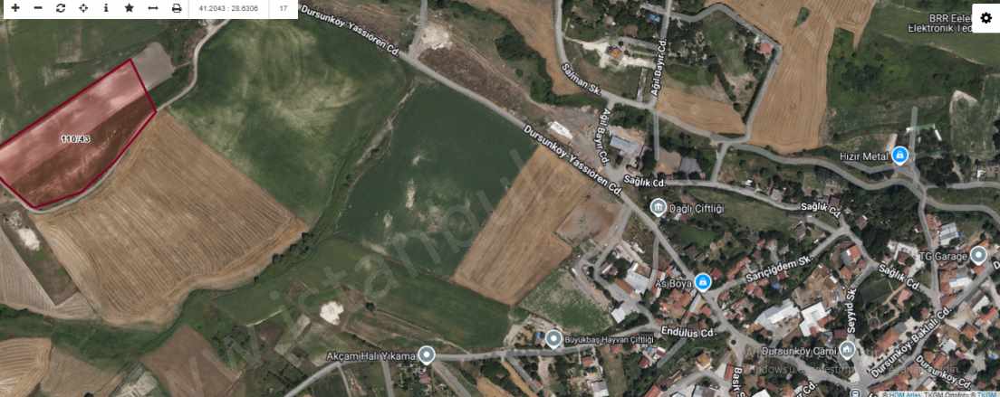 Arnavutköy Dursunköyde Satılık Tarla Arsa 2 100 M2 Hisseli Yolu Var Evlerin Yakını Dursunköy Mah