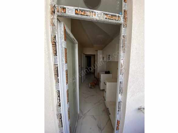 Arnavutköy Merkez Mh Satılık Daire 2+1 Cadde Cephe 2 Kat Sıfır Mah