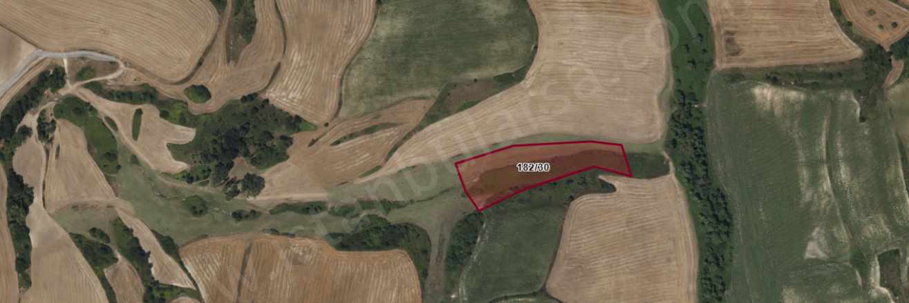 Arnavutköy Yassıörende Satılık Arsa 1 062 M2 Hisseli Yassıören Mah