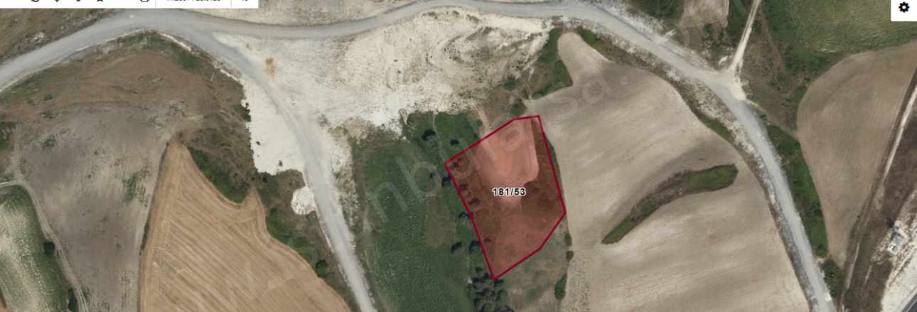 Arnavutköy Yassıörende Satılık Arsa 533 M2 Hisseli Yolu Var Yassıören Mah