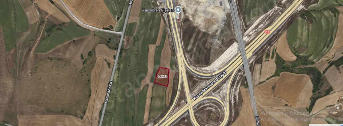 Arnavutköy Yassıörende Satılık Arsa 881 M2 Hisseli Otoyola Yakın Yassıören Mah