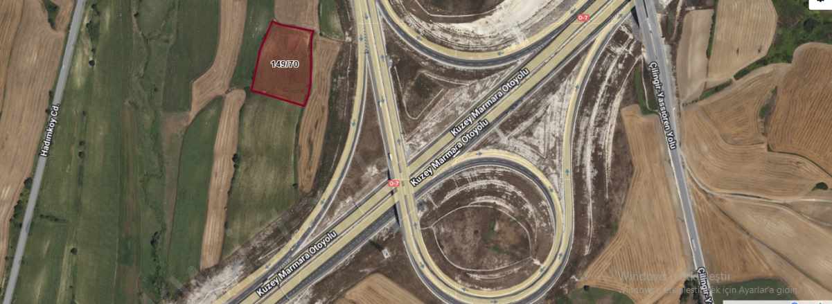 Arnavutköy Yassıörende Satılık Arsa 881 M2 Hisseli Otoyola Yakın Yassıören Mah