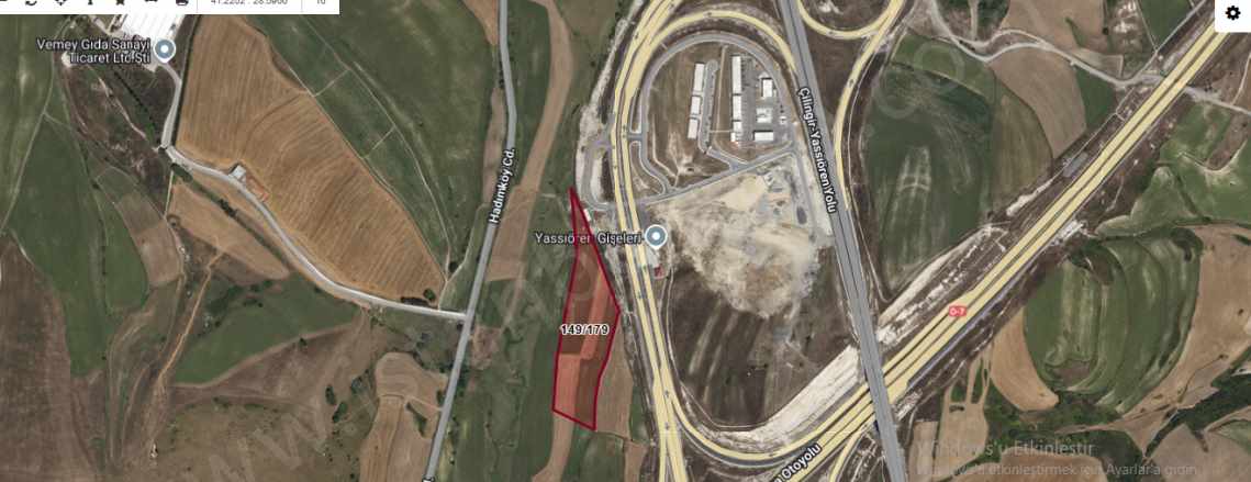 Arnavutköy Yassıörende Satılık Arsa 3 045 M2 Yolu Var Hisseli Gişelere Yakın Yassıören Mah