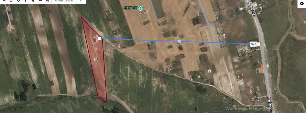 Arnavutköy Haraççıda Satılık Arsa 250 M2 Yolu Var imarlı Hisseli Haraççı Mah