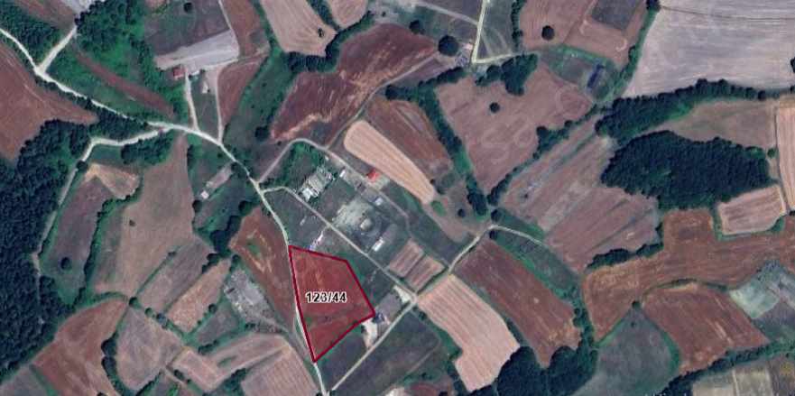 Çatalca Çiftlikköyde Satılık Arsa 202 M2 Yolu Var Hisseli Çiftlikköy Mah