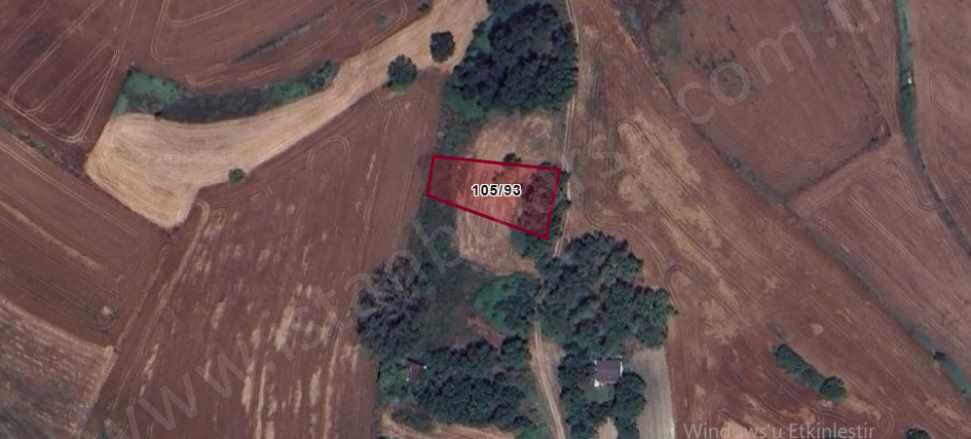 Arnavutköy Çilingirde Satılık Arsa 94 M2 Hisseli Yolu Var Çilingir Mah