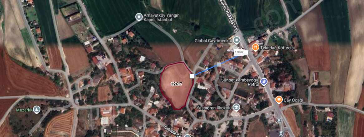 Arnavutköy Yassıörende Satılık Arsa 330 M2 Merkezde Hisseli Yolu Var Yassıören Mah