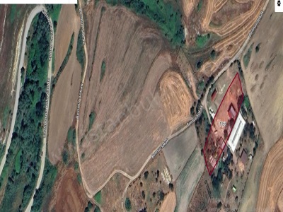 Arnavutköy Sazlıbosna Satılık Tarla Arsa 148 M2 Evlerin Yakını Yolu Var Hisseli Mah