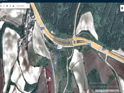 Arnavutköy Boyalıkta Satılık Tarla 3 732 M2 Müstakil İmarlı Caddeye Yakın Boyalık Mah