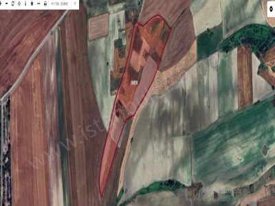 Arnavutköy Çilingirde Satılık Tarla Arsa 300 M2 Hisseli Yolu Var Çilingir Mah