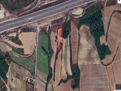 Arnavutköy Baklalıda Satılık Tarla Arsa 560 M2 Hisseli Yolu Var Baklalı Mah