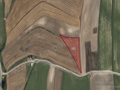 Arnavutköy Hacımaşlı Satılık Arsa 220 M2 Hisseli Yolu Var Evlerin Yakını Mah