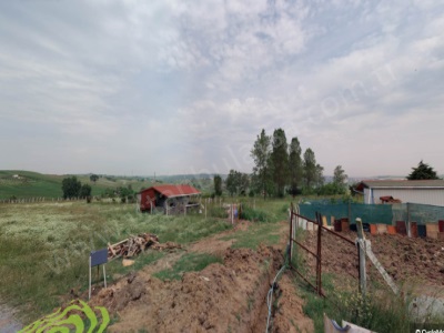 Arnavutköy Çilingirde Satılık Arsa 212 M2 Yolu Var Hisseli Çilingir Mah