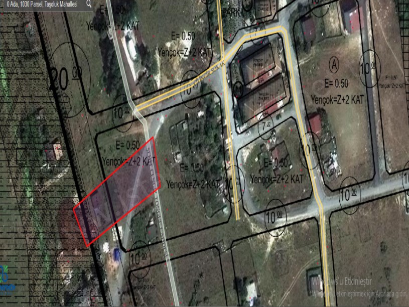Arnavutköy Taşoluk,ta Satılık Arsa , 225 M2 Cadde Cephe Çaplı
