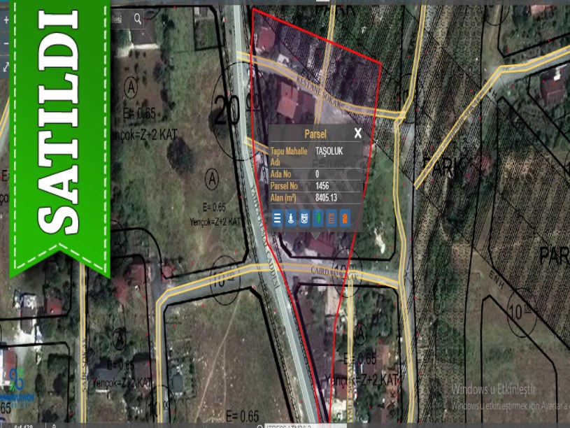 Arnavutköy Taşolukta Satılık Arsa , 153 m2 Cadde Cephe Hisseli