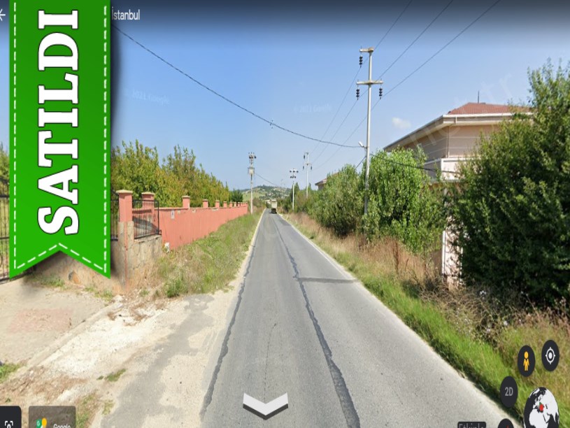 Çatalca Dağyenicede Satılık  Arsa , 566 M2 Hisseli İçerisinde Yapı Var 