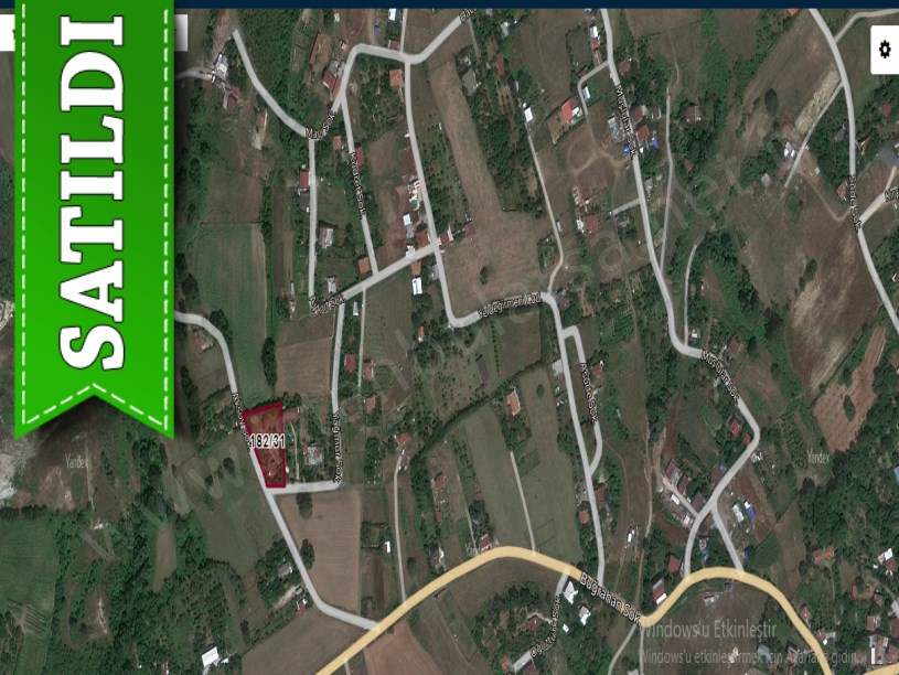Arnavutköy Tayakadında Satılık Arsa , 653 M2 Çevrili