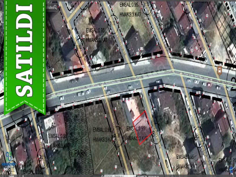 Arnavutköy Merkezde Satılık Arsa , 226 m2 Caddeye 2.Parsel Müstakil