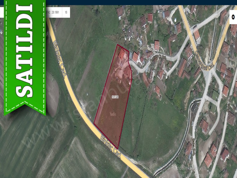 Çatalca Aydınlarda Satılık Arsa ,1,120 m2 Cadde Cephe Çevrili