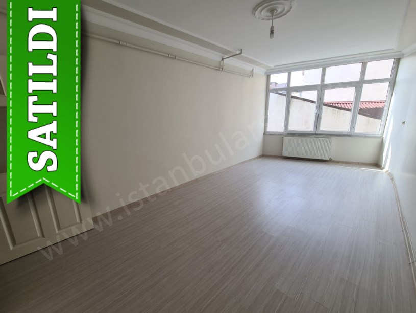 Arnavutköy Merkezde Satılık Dubleks , 220 m2 10 Yıllık