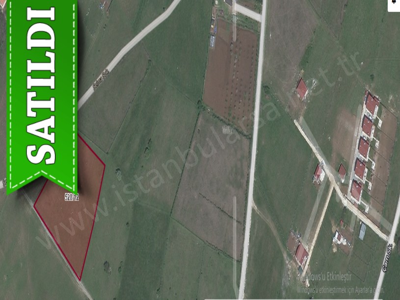  Çatalca Binkılıç,ta Satılık Arsa , 688 m2 Evlerin Yakını