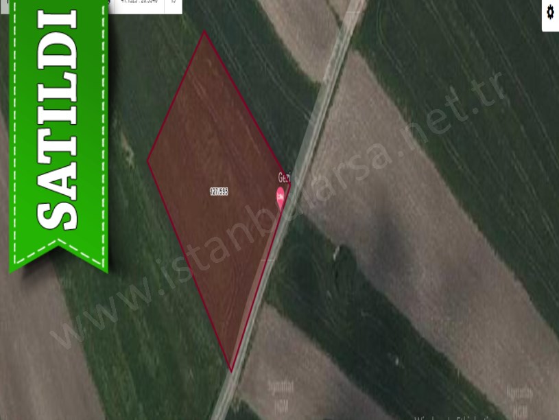 Çatalca Nakkaşta Satılık Arsa , 173 M2 Hisseli Yolu var