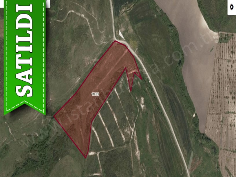 Arnavutköy Dursunköyde Satılık Arsa , 500 M2 Caddeye Yakın Çaplı