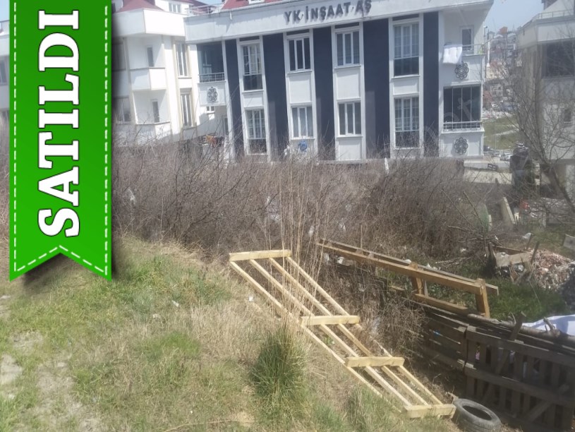 Arnavutköy Haraççıda Satılık Arsa , 144 m2 İmarlı Müstakil 