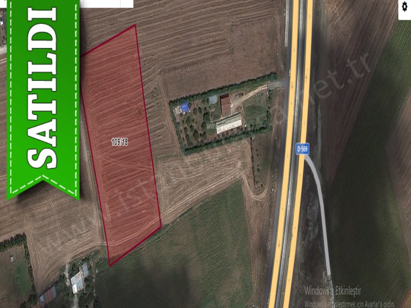 Çatalca Kaleiçinde Satılık Arsa , 647 m2 Yolu Var