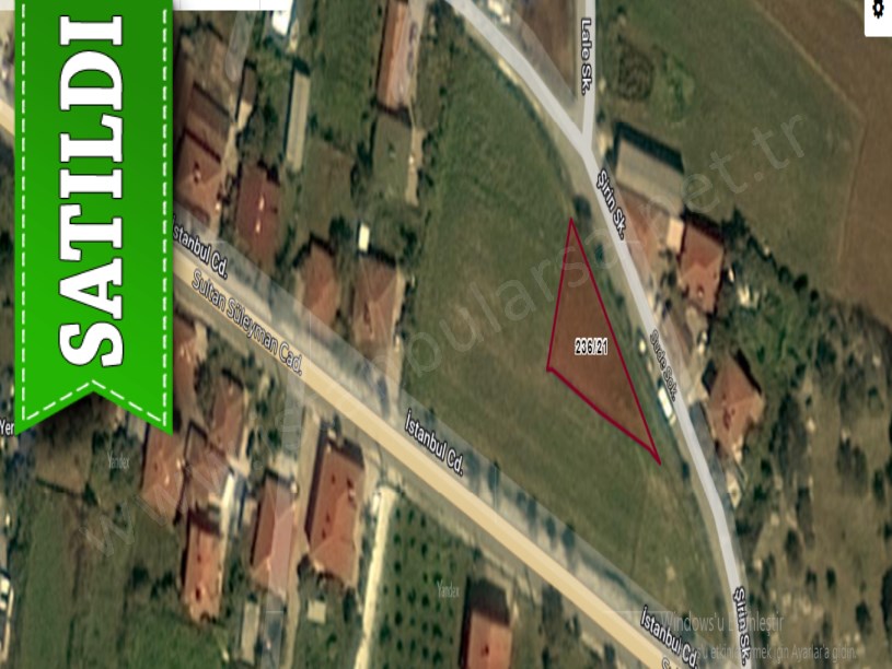 Çatalca Çiftlikköyde Satılık Arsa , 450 M2 Müstakil Caddeye Yakın 