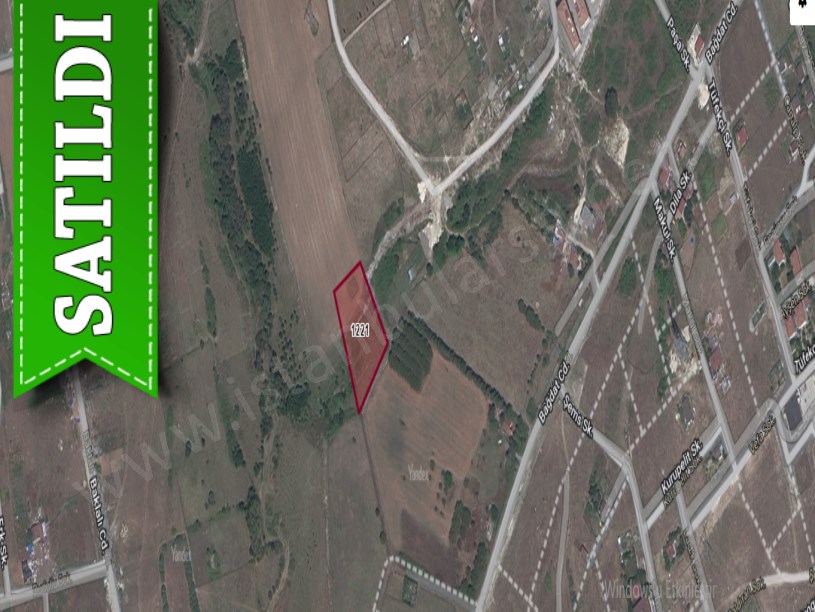 Arnavutköy Taşolukta Satılık Arsa , 205 m2 Çaplı Hisseli