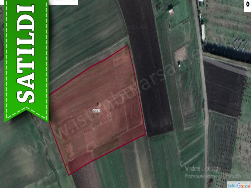 Çatalca İzzettinde Satılık Arsa , 2,250 M2 Çaplı Yolu var