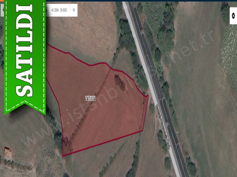 Arnavutköy Baklalıda Satılık Arsa , 285 m2 Caddeye Yakın Merkezde