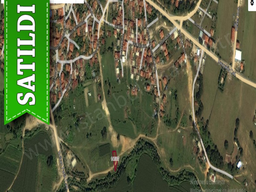 Çatalca Karacaköyde Satılık Arsa , 465 m2 Caddeye Yakın Hisseli 