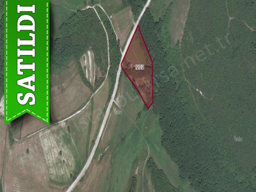 Çatalca Yazlıkköyde Satılık  Arsa , 400 M2 Yolu Var Hisseli
