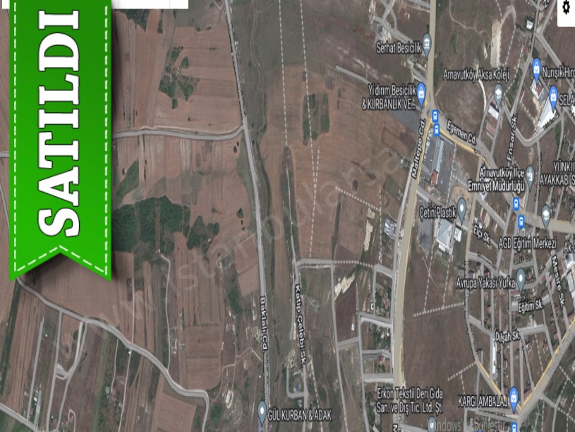 Arnavutköy Haraççıda Satılık Arsa , 215 M2  Caddeye Cephe Çaplı