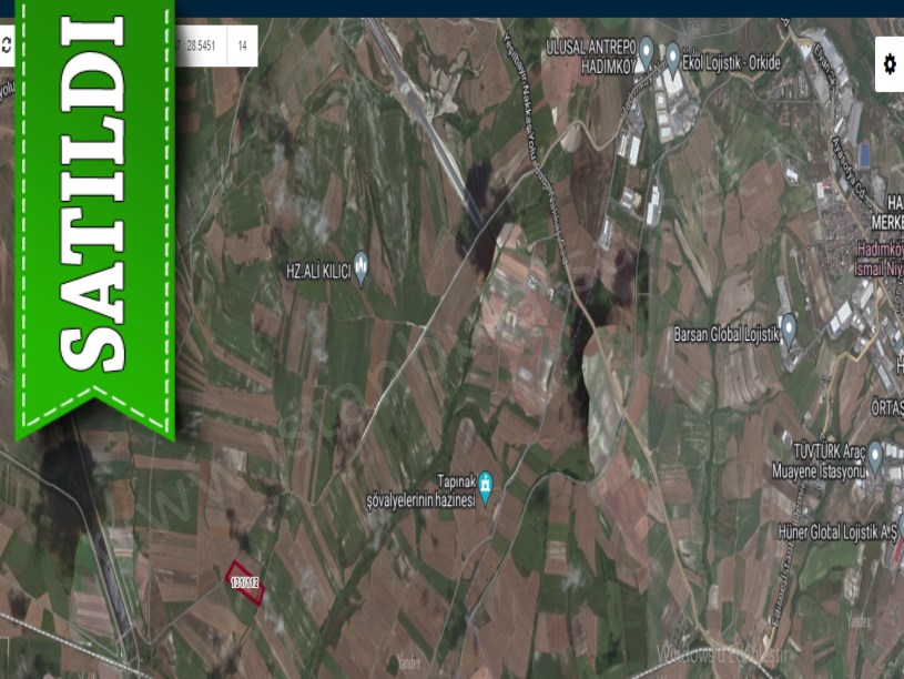 Çatalca Nakkaşta Satılık  Arsa , 992 M2 Hisseli Yolu Var