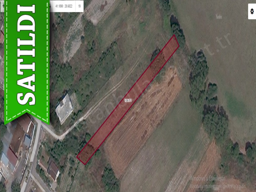 Arnavutköy Çilingirde Satılık Arsa , 223 m2 Yolu Var Evlerin Yakını