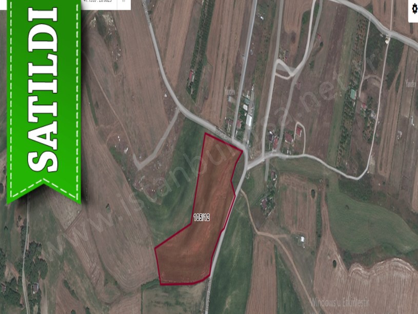 Arnavutköy Çilingirde Satılık Arsa , 700 m2 Yolu Var Evlerin Yakını